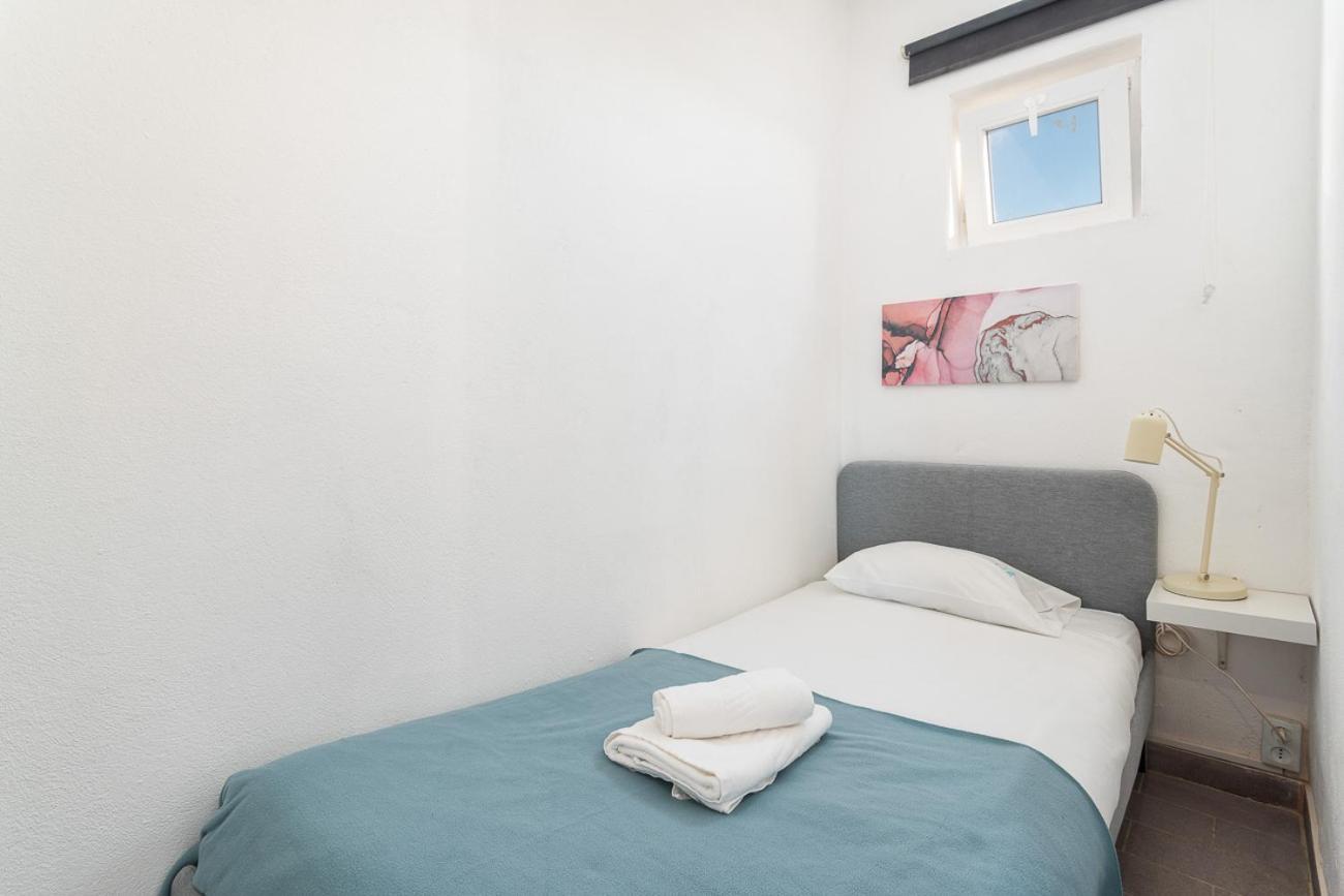 Blife Marya Private Rooms - Airport Stay Faro Ngoại thất bức ảnh