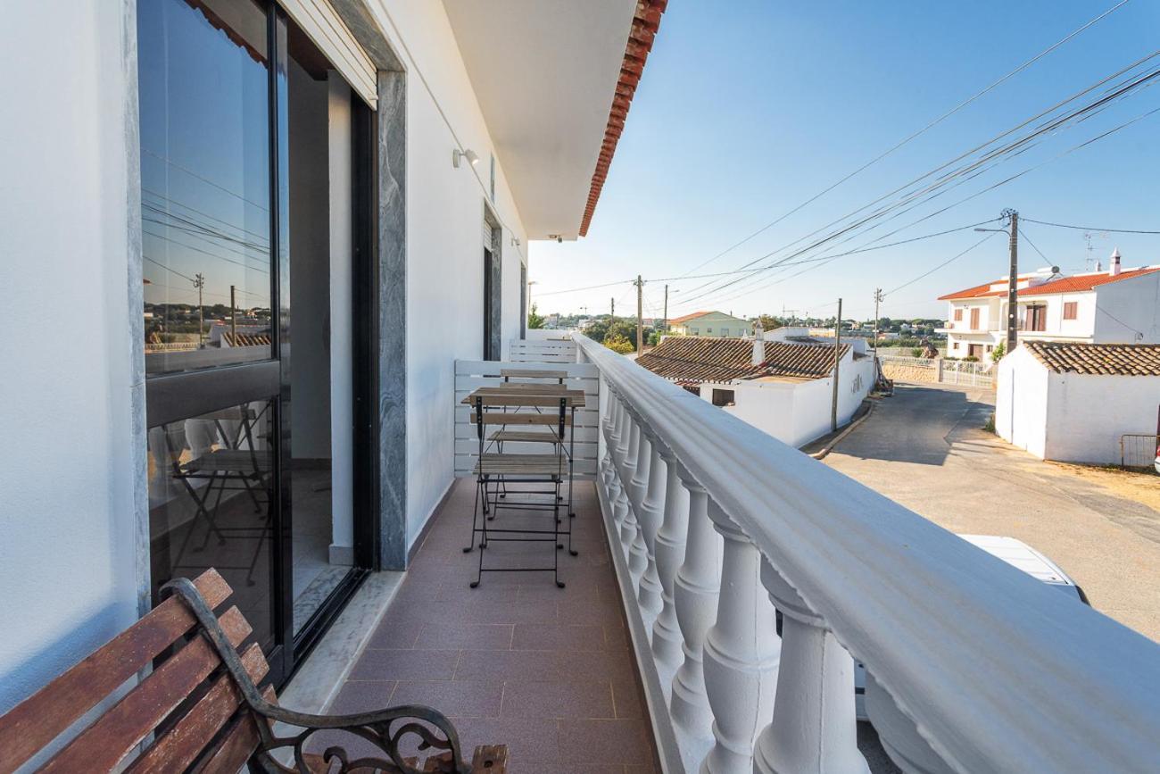 Blife Marya Private Rooms - Airport Stay Faro Ngoại thất bức ảnh
