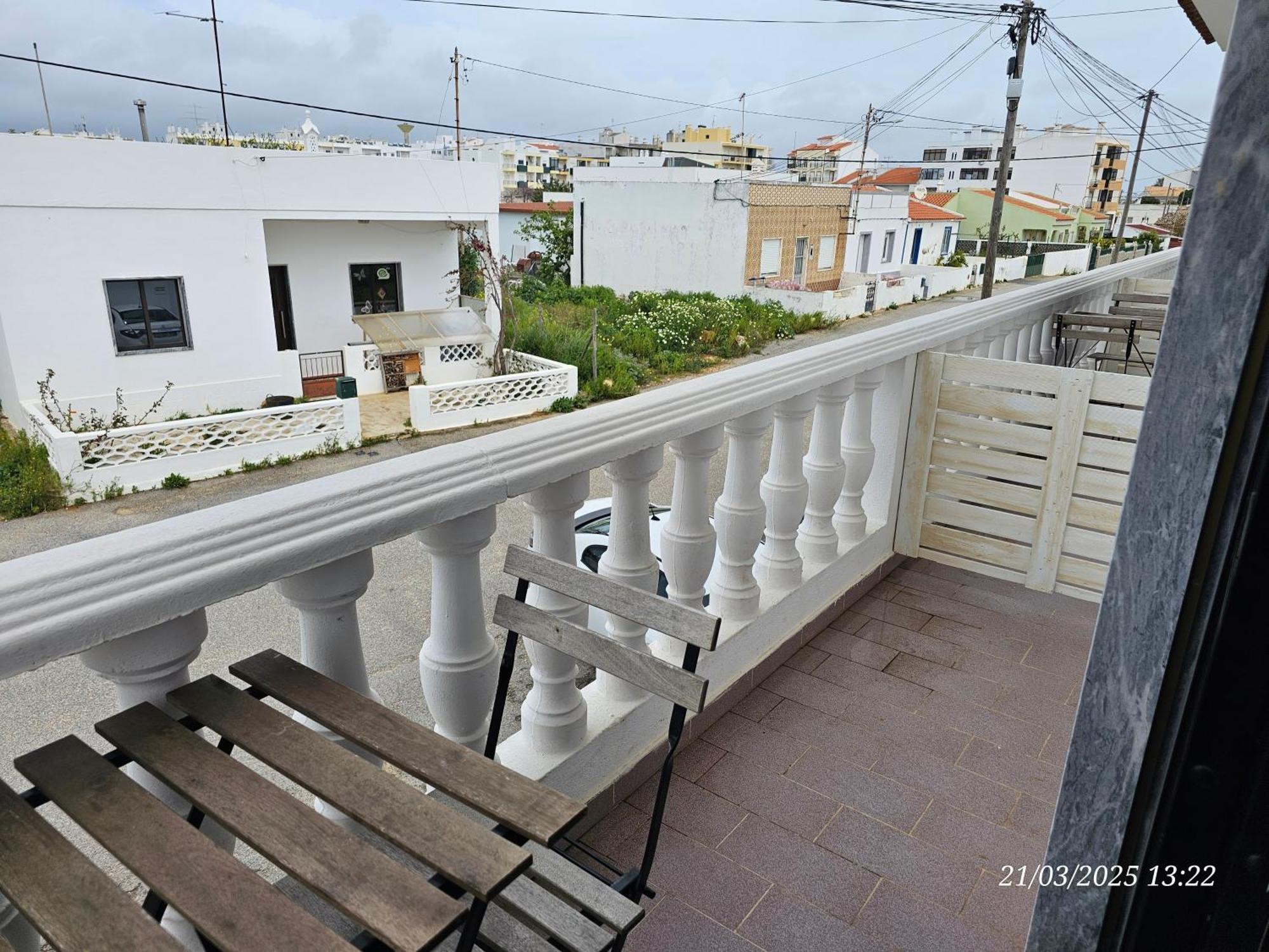 Blife Marya Private Rooms - Airport Stay Faro Phòng bức ảnh