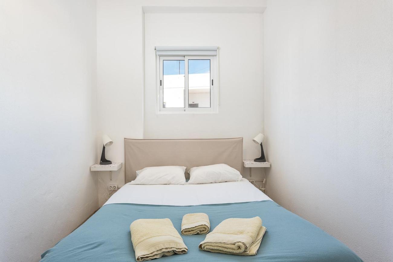 Blife Marya Private Rooms - Airport Stay Faro Phòng bức ảnh