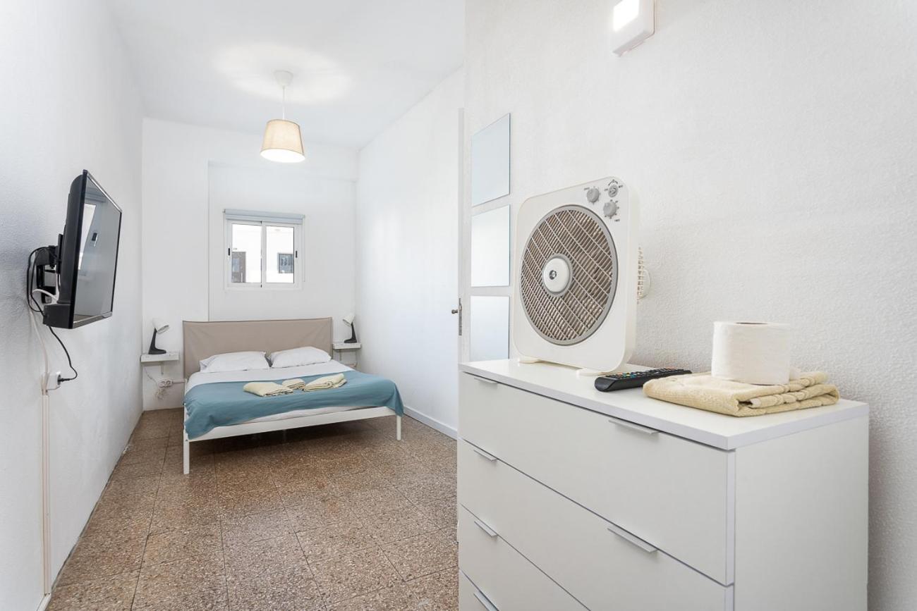 Blife Marya Private Rooms - Airport Stay Faro Phòng bức ảnh