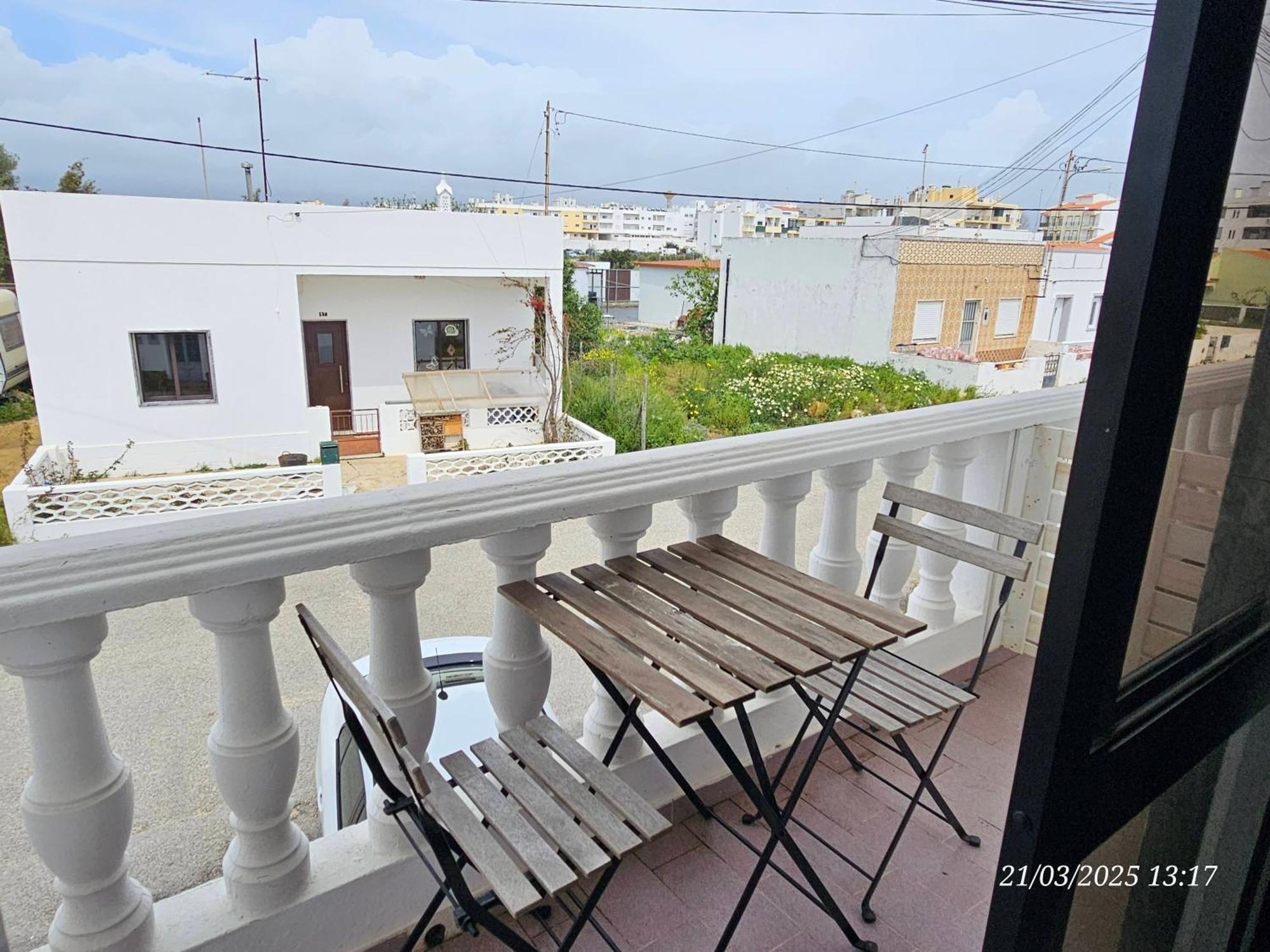 Blife Marya Private Rooms - Airport Stay Faro Phòng bức ảnh